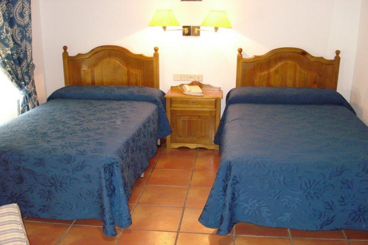 Hotel Hospederia El Convento Miranda de Ebro Pokoj fotografie
